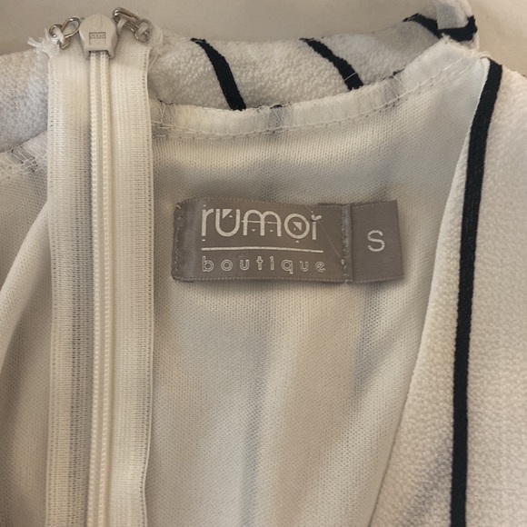 LF Rumor Pinstripe Romper with Choker - Picture 3 of 5